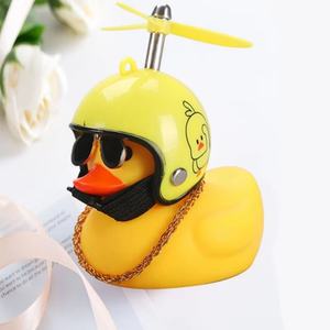 Venta al por Mayor de Accesorios para Automóviles, Adornos de Patitos de Goma Amarillos, Mini Cascos Lindos, Juguetes de Patos - Product Image 5
