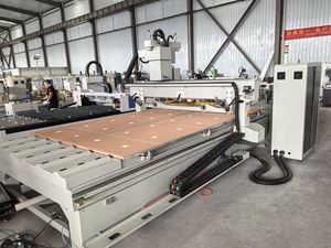 Routeur CNC ATC 2000*4000mm avec 12 changeurs d'outils automatiques sous <span class=keywords><strong>portique</strong></span> <span class=keywords><strong>pour</strong></span> le travail du bois et la fabrication de meubles - Product Image 5