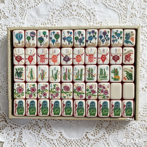 Juego de Mahjong de Lujo Personalizado de 4 Niveles con Fichas Acrílicas, Diseño 'Walk With Me' Tallado, 160 Piezas, Estilo Americano - Product Image 4