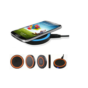 2020 Nouvelle Conception Qi <span class=keywords><strong>Sans</strong></span> <span class=keywords><strong>Fil</strong></span> Chargeur De Charge Rond pour <span class=keywords><strong>iPhone</strong></span> X/<span class=keywords><strong>8</strong></span>/8plus/Samsung Galaxy note <span class=keywords><strong>8</strong></span>/S9/S9 +/S8/Moto x - Product Image 2
