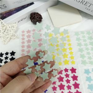 カスタマイズ可能なHydrocolloidにきびパッチカラフルな傷ドレッシングパーソナライズされた星のステッカーにきびパッチ製品 - Product Image 4