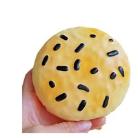 Jouet anti-stress créatif en PU souple en forme de pain, à récupération lente, design alimentaire mignon, à presser et pincer pour les jeunes