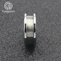 Tanstn A44 8mm Silberner Flacher Wolframring Klassischer Schwarzer Ehering für Herren und Damen Blanko-Ring mit Einlagekanal-Fassung