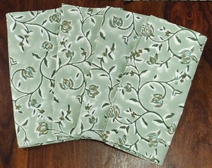 Meilleure serviette en coton faite à la main, imprimée au bloc, carrée 18x18 pouces, motif floral, style moderne, lavable en machine, décoration de table, maison - Product Image 3