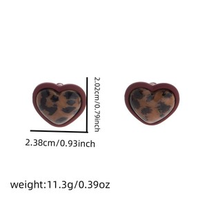 Lujosos pendientes con estampado de leopardo de aleación de marca LP de gama alta, diseño Retro minimalista de temporada, estilos versátiles de tachuelas y aros - Product Image 5