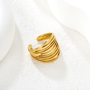 แหวนแฟชั่นทรงเรขาคณิต ชุบทอง 18k เครื่องประดับสำหรับงานปาร์ตี้สำหรับทุกเพศ - Product Image 4