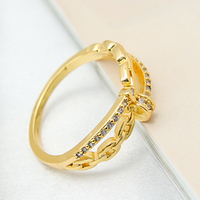Ensemble de bijoux plaqué or sur mesure, design boutique, idéal pour les occasions spéciales, collection de bijoux pour femmes, prêt à offrir