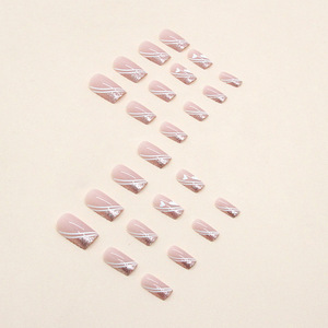 Vente chaude Ongles Artificiels Personnalisé ABS Pression Conception Paillettes Motifs En Forme De Coeur Ongles Décoratifs Ongles Portables - Product Image 3