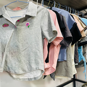 T-shirt a maniche corte estive usate da <span class=keywords><strong>donna</strong></span> le balle di abbigliamento della Germania sono perfette per la frugalità e la moda sostenibile - Product Image 2