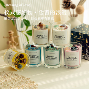 Handmade Soy Wax Scented Candle With Crystal Stones And Dried Flowers Cylinder Shape For Home Decor And Gift - Product Image 4