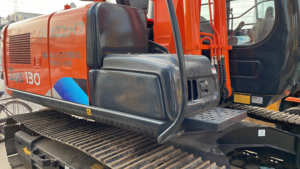 รถขุด Zx130 13ตัน HITACHI ได้รับการรับรองจาก CE/EPA มือสองเครื่องจักรมือสองจากญี่ปุ่น - Product Image 3