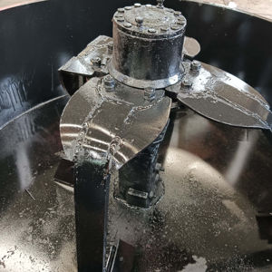 JW750 Diesel-Mischmaschine 750L – Vertikaler Betonmischer mit Flachmund für Bauprojekte und Zementmörtellagerung - Product Image 2