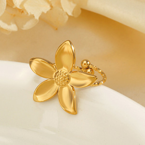 Fashionable Women's Stainless Steel <b>Adjustable</b> <b>Ring</b>,PVD Electroplated with 18K Gold, Trendy Flower Design <b>Ring</b> for Wholesale - Product Image 2
