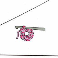 Broche personnalisée en émail rigide en métal, motif crochet et pelote de laine, broche artisanale, cadeau pour tricoteur, logo personnalisé