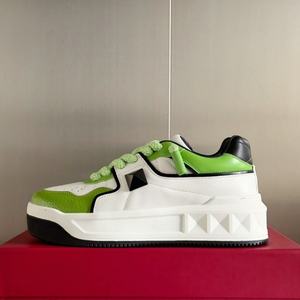 Zapatillas Deportivas de Alta Calidad OEM para Hombre y Mujer, con Cordones Gruesos, Suela Gruesa, Malla Transpirable, Antideslizantes, Casuales para Exteriores - Product Image 1