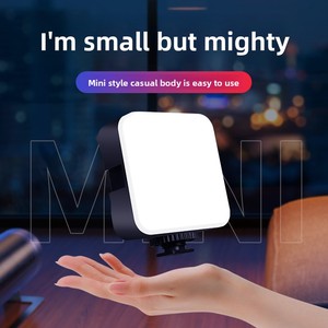 Mini Lampe de Poche RVB Portable 3 Pouces pour <span class=keywords><strong>Selfie</strong></span> et Vidéo, Éclairage d'Appoint Beauté pour Téléphone, Compatible avec Tous les Appareils - Product Image 3