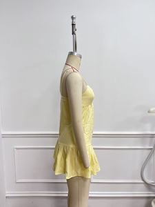 Robe d'été 2026 à col halter, jupe courte à volants audacieuse et sexy - Product Image 5