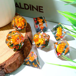 Jeu de dés polyédriques du MDN de la forêt lunatique-Ensemble en résine avec écureuil et champignons pour jeux de rôle donjons et dragons-Écureuil - Product Image 3