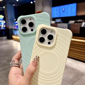 Funda para iPhone 17 Pro Max, de silicona líquida con diseño de ondas, magnética, de cobertura total y anticaídas. - Product Image 3