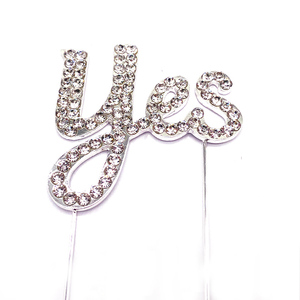 อุปกรณ์ตกแต่งเค้กแต่งงาน คริสตัลติดหน้าเค้ก ฉันยอมแล้ว - Product Image 2