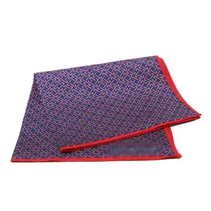 Mới Lạ Tùy Chỉnh Dễ Thương Phim Hoạt Hình Giáng Sinh In 100% Silk Khăn Tay Tiếng Trẻ Con Đối Với Đảng