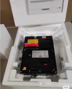 Convertisseur de fréquence 178B4604 FCD303PT4P66EXR1D0F30T00C0 pour commande de moteur 0,37 kW / 0,5 CV 380-480 V +/- 10 % 50/60 Hz - Product Image 2