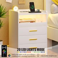 Table de chevet avec lumière RGB et capteur de présence humaine, 3 tiroirs, table de chevet moderne à LED pour chambre à coucher, salon, bureau