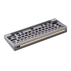 Service d'usinage CNC boîtier de clavier en aluminium anodisé gris personnalisé pour 60 touches ou 88 touches