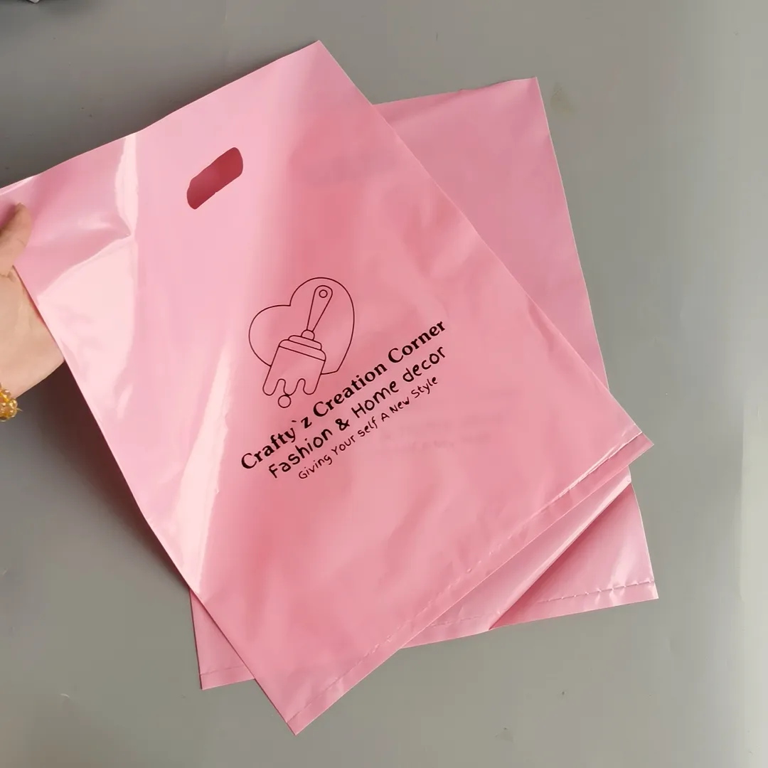 Пользовательский дизайн логотипа LDPE/HDPE ручка пластиковый пакет die cut bag shopping bag для одежды/упаковки обуви