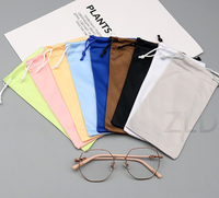Pochette carrée promotionnelle tendance en microfibre noire souple avec cordon de serrage et logo personnalisé estampé à chaud pour lunettes de soleil