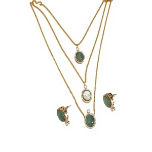 Alluring คลาสสิกทองเหลืองชุบทองเพทาย kundan สร้อยคอชั้นชุดต่างหูเครื่องประดับออกแบบผู้หญิงของขวัญงานแต่งงาน - Product Image 2
