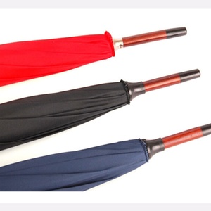 Parapluie personnalisé avec logo, 2 couches, 23 pouces, imprimé ciel bleu et nuages en bois - Product Image 5