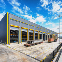 Bâtiment en structure métallique pour usine de transformation alimentaire moderne, chambre froide, atelier isolé, entrepôt, hangar