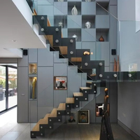 Escalier droit en acier moderne personnalisé Lumière LED Escalier intérieur de sous-sol antique durable pour appartements pour appartements durables