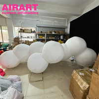 Décoration de fête avec éclairage LED, ballon nuage gonflable