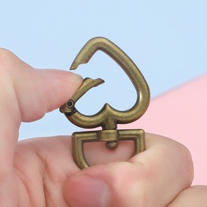 2 شكل قلب-سبيكة مع حلقة الربيع لصنع سلاسل المفاتيح ديي حقيبة سحر الملحقات - Product Image 5
