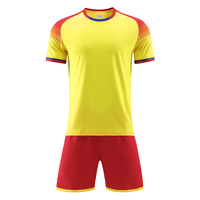 Hochwertiges Maßgeschneidertes Jugend-Fußball-Trikot-Set Feuchtigkeitsableitend 100% Polyester Trikot-Kit Liga-Club-Spiel Großhandelsbestellung