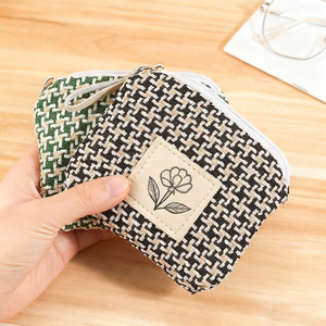 Cute Black and White Checkered <b>Coin</b> Purse Small Zipper Closure Large Capacity Eco-Friendly Fashion Canvas Portable Cosmetic <b>Bag</b> - Product Image 3