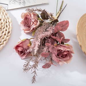 Bouquet de roses artificielles CallaFloral en tissu tissé plastique pour mariage et décoration intérieure CF01232 - Product Image 1