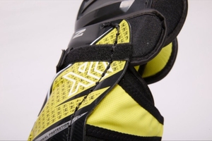 Espinillera de alta calidad, el mejor precio, protector de <span class=keywords><strong>espinilleras</strong></span> de <span class=keywords><strong>hockey</strong></span> sobre hielo, protector de <span class=keywords><strong>espinilleras</strong></span> de entrenamiento de <span class=keywords><strong>hockey</strong></span> sobre hielo - Product Image 5
