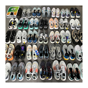 Chaussures en liquidation en gros : <span class=keywords><strong>Lot</strong></span> de chaussures d'usine pour l'exportation vers les importateurs africains - Product Image 1