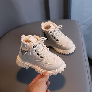 2025 unisexe enfants hiver <span class=keywords><strong>bottes</strong></span> courtes Style britannique doublé polaire chaud coton Martin semelle souple <span class=keywords><strong>bottes</strong></span> de neige pour garçons filles - Product Image 5