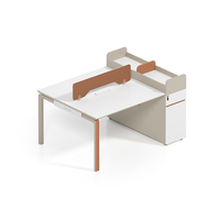 Poste de travail moderne pour 2 personnes avec armoire à dossiers intégrée, écran de confidentialité à cloison haute, bureau modulaire en MDF E1 pour personnel