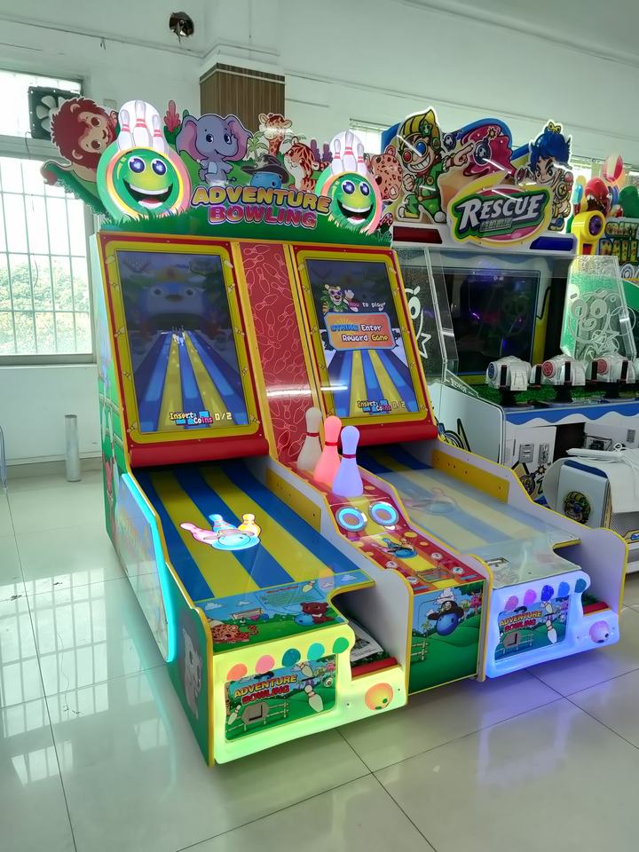 Coin Operated Adventure Bowling Games for 2 Players - Amusement Machine ...
