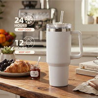 Gobelet isotherme en acier inoxydable de 40 oz à motif Sakura avec poignée et paille, tasse de voyage à double paroi sous vide avec couvercle anti-fuite