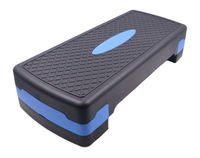 Plateforme de Step Aérobic Ajustable Antidérapante pour la Maison et la Musculation – Compacte en ABS pour Cardio Fitness et Cross Training