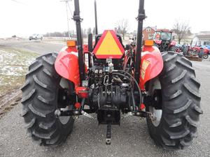 Tracteur à roues Massey Ferguson 243 à moteur diesel Catégorie Tracteurs agricoles d'occasion - Product Image 3
