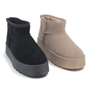 Bottes d'hiver chaudes et tendance pour femmes, modèle YL-1243, personnalisables OEM et ODM - Product Image 5