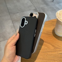 Étui de téléphone magnétique de texture de fibre de carbone mate de luxe pour iPhone 14 15 Pro Max 16 Plus couverture arrière antichoc de charge sans fil