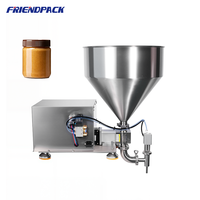 Machine de remplissage semi-automatique pneumatique à pompe à engrenages servo pour jus, boissons, crème, confiture, avec trémie de 30L pour liquides et pâtes